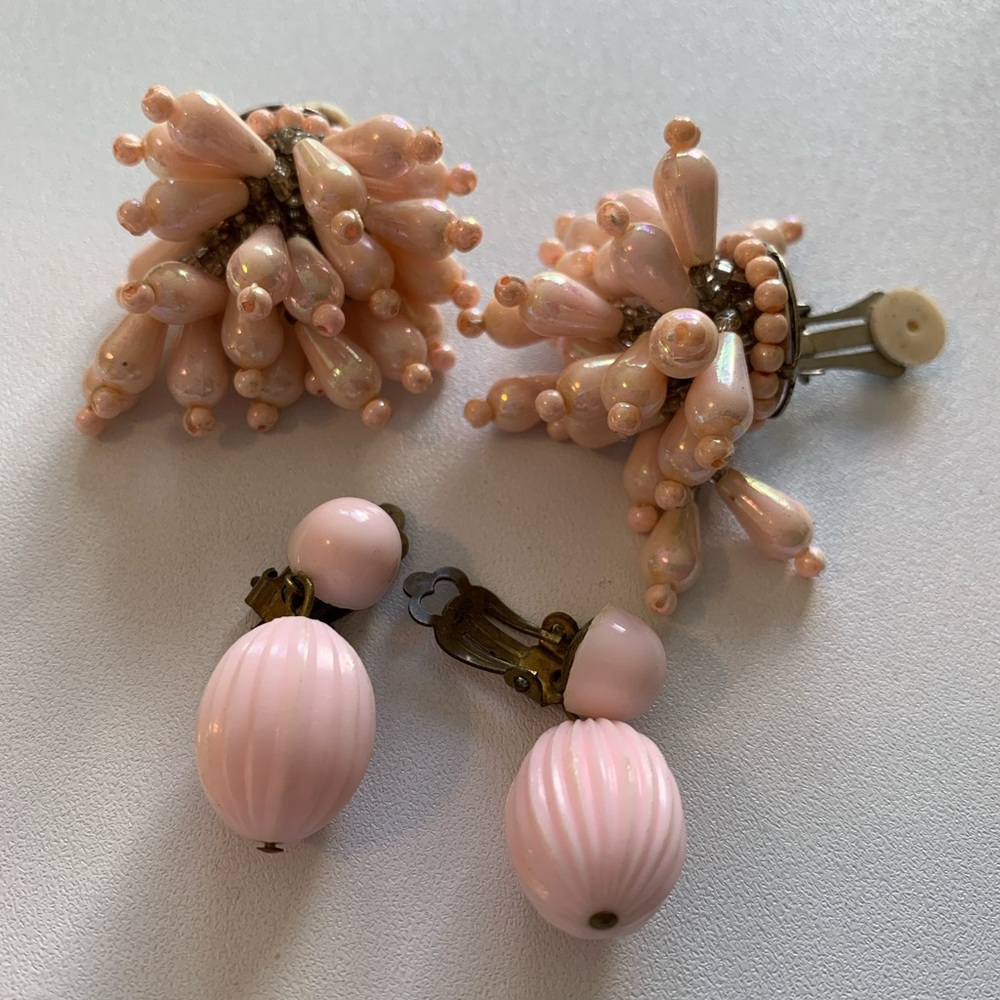 Set of 2 vintage pink earring pairs. Clip ons.
